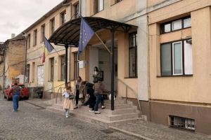 Sibiul, printre judeţele cu cele mai multe femei cu studii universitare: aproape 25 la sută!