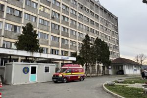 Spitalul de Urgenţă Caransebeş, transformat în azil de bătrâni! Procurorii, solicitaţii pentru investigaţii penale!