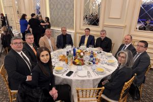 Peste 600 de persoane la Iftarul de final de Ramazan oferit de UDTTMR. Elita politica si diplomatica, alaturi de comunitatea tatara (FOTO)