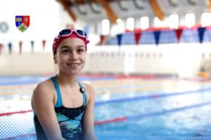 VIDEO Ilinca Maria Dobre – o tânără speranţă a nataţiei vrâncene