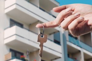 Unde sunt cele mai scumpe şi cele mai ieftine apartamente din Braşov. Marja de negociere a preţurilor este de aproape 4%