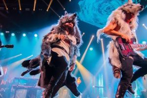 Nu rata! Lupii lui Calancea, artiştii care au făcut spectacol pe cele mai mari scene internaţionale vin la Botoşani