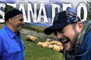 La poveşti la stâna de oi cu nea Ilie Scăluş: Dansatoarea de polka şi engleza…