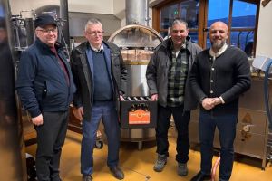 Fermieri din Franţa au vizitat comuna Sadu pentru a descoperi tradiţiile locale şi potenţialul agro-turistic / foto