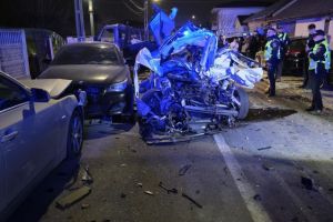 FOTO. Știri Constanta: Accident nocturn in Ovidiu! Doua victime cu politrauma, transportate la spital