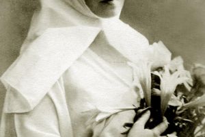 Expoziţia de fotografie „Regina soldat” şi lansarea albumului „Regina şi Frontul”, ...