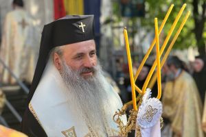 Mitropolitul Moldovei şi Bucovinei, ÎPS Teofan, slujeşte, duminică, în judeţul Botoşani