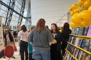 FOTO. Huzur printre cărţi de Ziua Fericirii! Aflux-record de lume la Bookfest Timişoara