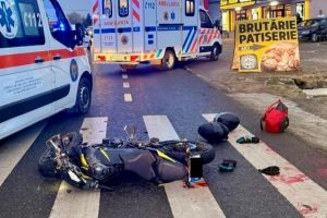 ULTIMA ORĂ Accident la Goleşti! Un motociclist de 18 ani a fost rănit grav!