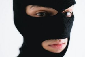 Roman arestat la Constanta in baza unui mandat european emis de autoritatile din Austria