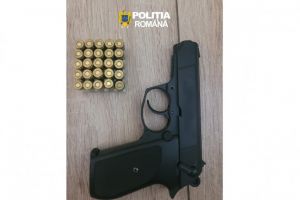 Posesorii de arme din Constanta, verificati de politisti! Ce au descoperit oamenii legii 