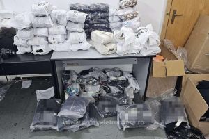 Marfuri contrafacute, depistate in urma unei actiuni a politistilor de frontiera! Unul dintre autovehiculele verificate circula pe ruta Constanta – Bucuresti