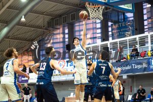 Luca-show! Prima victorie de acasă pentru baschetbaliştii gorjeni