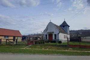 FOTOREPORTAJ. Cu rucsacul prin judeţ. Locul unde timpul stă în loc. Nadeş