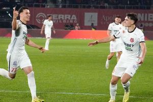 Dorinel Munteanu a explicat schimbarea lui Ciubotaru din prima repriză: “Eu am mari speranţe în el”