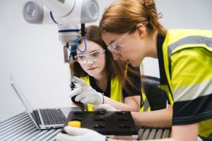 Importanţa cursurilor de calificare în obţinerea unui loc de muncă mai bun