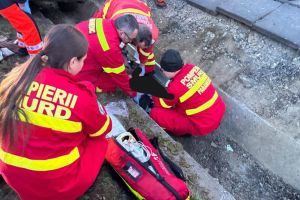 Intervenţie dificilă pentru pompierii din Sărmaşu