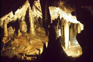 Protejaţi fenomenele carstice gorjene – Cavalerii Lumii lui Hades