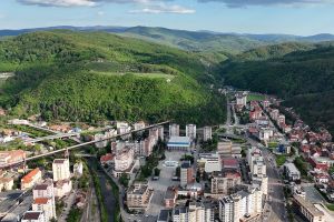 Fără blocuri noi, dar cu preţuri tot mai mari la Reşiţa. Topul zonelor cu cele mai scumpe apartamente!