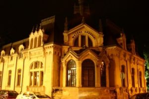 Peste 11.000 de turişti au participat la Noaptea Muzeelor în Prahova