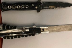 Barbat cu un briceag si un cutter, depistat de jandarmi in zona CET din Constanta. A incercat sa fuga de oamenii legii  