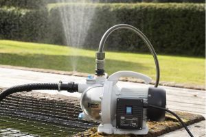 Proiecte de grădină uşor de realizat cu ajutorul unei pompe submersibile