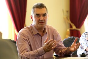 Primarii PSD din Caraş-Severin, nehotărâţi dacă şi când îl trimit acasă pe premierul Bolojan!