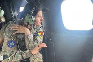 Lt. col. dr. Mirabela Colac: „Am ales ATI pentru că acolo fiecare secundă e o luptă pentru viaţă. Dar acasă sunt doar mama unei fetiţe”