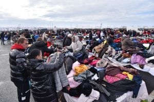 Guvernul vrea reguli stricte pentru second-hand: hainele, mobilierul şi electrocasnicele uzate vor putea intra în ţară doar dacă sunt dezinfectate şi certificate