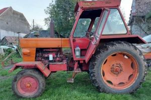 Un tânăr din Sibiu, băut şi fără permis, a făcut accident cu un tractor neînmatriculat