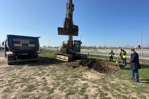 Constructorii au început amenajarea viitoarei parcări cu 80 de locuri din vecinătatea Bisericii Baptiste Speranţa din Oradea