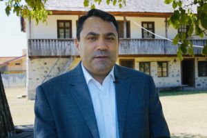 Primarul Gîngu atrage fonduri europene pentru educaţie: investiţii de peste 3 milioane lei în Bujoreni