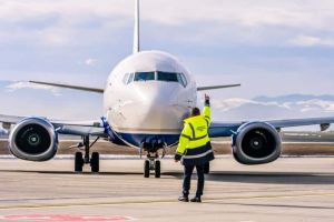 O companie aerieană importantă schimbă regulile confortului la zbor: scaune mai uşoare şi spaţiu în plus