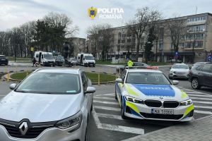Știri Constanta: Șofer de transport alternativ prins conducand cu permisul suspendat! Dosar penal intocmit de politisti