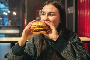 Reconfigurare pentru un fast-food. Firma Vival Serv SRL a obtinut certificatul de urbanism pentru o pergola decorativa, in Constanta