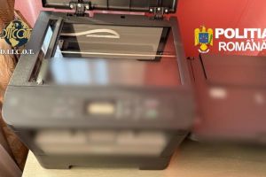 Fabrică de bani falşi descoperită în Suceava. Grupare internaţională, destructurată după o captură de 1,2 milioane de euro falşi