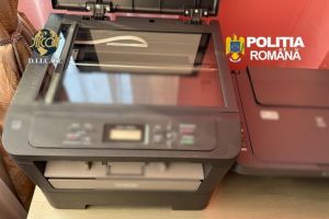 FOTO+VIDEO: Fabrica de bani descoperita de politisti! Perchezitii in dosar de falsificare de euro, legaturi cu Bulgaria si captura de 1,2 milioane de euro falsi