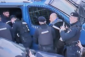 SCANDAL CU MINERII! Unui miner i s-a dat cu spray paralizant!