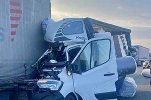 Acum! Accident grav pe A1. Trafic paralizat