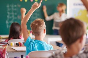 Au ales catedra în locul pensiei