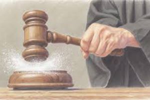 Bărbatul care a furat bani din biserică şi a vrut să dea din nou lovitura, eliberat