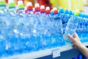 Apă gratuită în instituţii publice, inclusiv în spitale, şcoli, metrou, aeroporturi şi gări. Proiectul a trecut de Senat