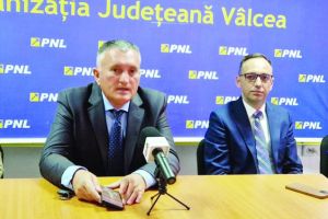 Sondajul liberalului habarnist Laurentiu Cazan – dovada că unii politicieni trăiesc în afara realităţii