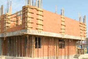 Cinci maşini ale unei firme de construcţii din Botoşani, scoase la licitaţie. Ce preţuri a stabilit lichidatorul!