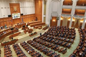 Pensiile speciale ale aleşilor, ”pasate ” din nou