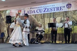 Competiţia pentru marele premiu al Festivalului – Concurs „Lada cu Zestre” se încheie la Ghiroda