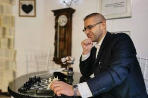 RĂZBOIUL  DE  LÂNGĂ  NOI  – Alexandru ȘTEFĂNESCU – Singura victorie dintr-un an dificil