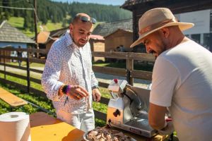 Taste of Transylvania trece graniţa. Festivalul duce gastronomia românească în Ungaria