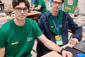 Performanţă excelentă pentru doi membri ai echipei de robotică Cyberlis76 din Panciu la concursul naţional CAD & CRAFT