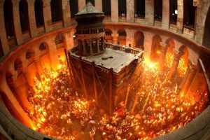 Veşti importante pentru credincioşii din România legate de Lumina Sfântă din Ierusalim